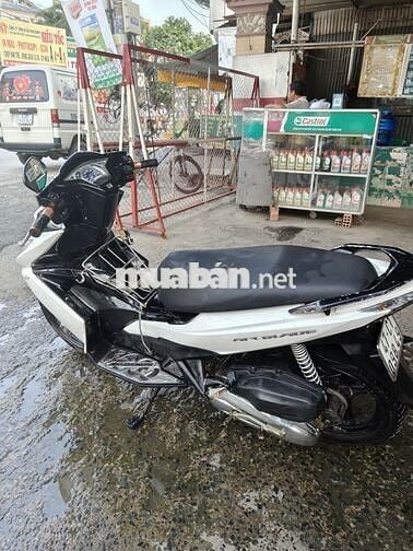 Cần bán xe Ab 2015 màu trắng giá 16tr5