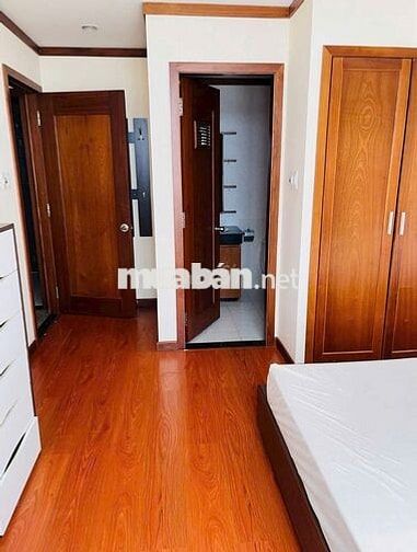 Bán chung cư căn góc tại chung cư Hoàng Anh Thanh Bình