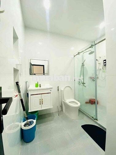 Nhà 2 phòng full nội thất hẻm ô tô đường Trần Văn Khéo