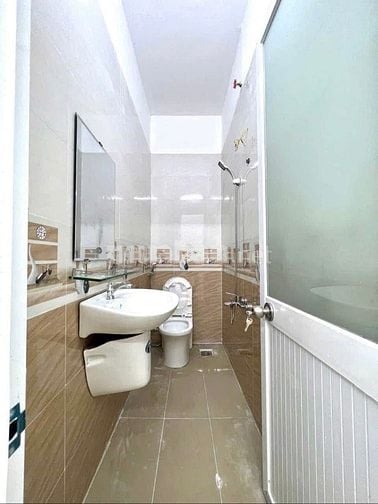 Bán gấp căn Nguyễn Trường Tộ giá tốt 1Tỷ870 DT 56m2 phù hợp ở gia đình