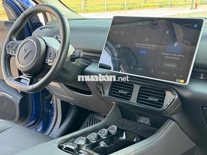 VF8 Eco 2023 GF Mua Pin Catl giảm 70tr đổi xe xăng