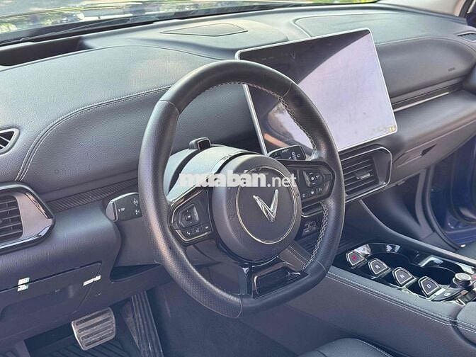 VF8 Eco 2023 GF Mua Pin Catl giảm 70tr đổi xe xăng