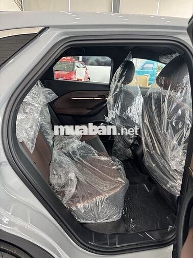 VinFast VF6, ưu đãi gần 100 triệu, vay 90%