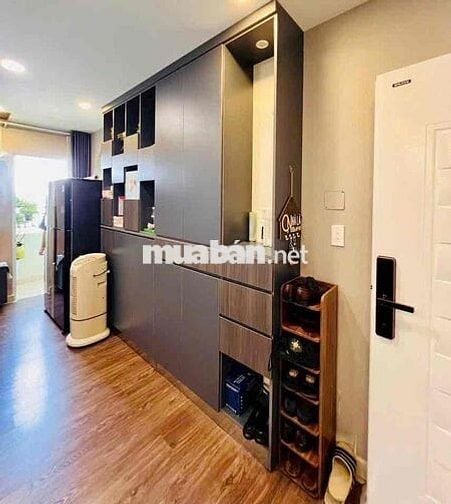 Căn đầy đủ nội thất. Chỉ cần Vào ở. Giá bán : 3,090 tỷ k phát sinh