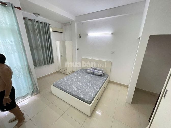 Gấp bán gấp bán nhà mặt tiền số khu VIP 4x13,5 sổ đã hoàn công 13ty3