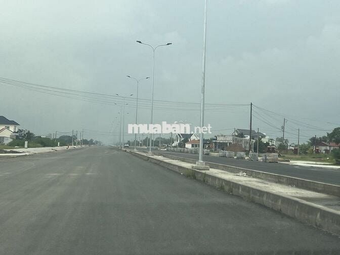 Lô Đất Ngợp MT Đường ĐT 823d- Liền Kề TT Đức Hòa và KCN Hải Sơn.