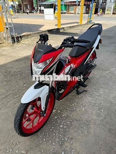 Sonic 150R 2020 bản HaTi trắng đỏ.