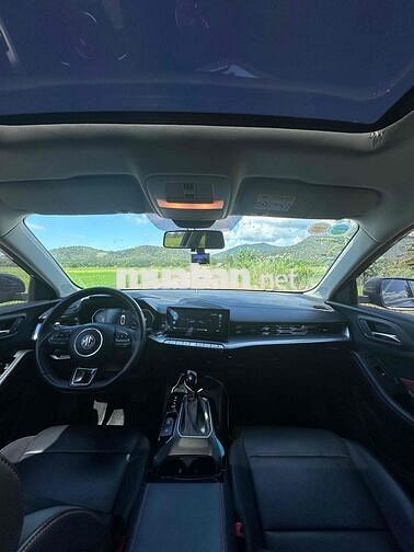 MG MG5 2022 Luxury - 20000 km