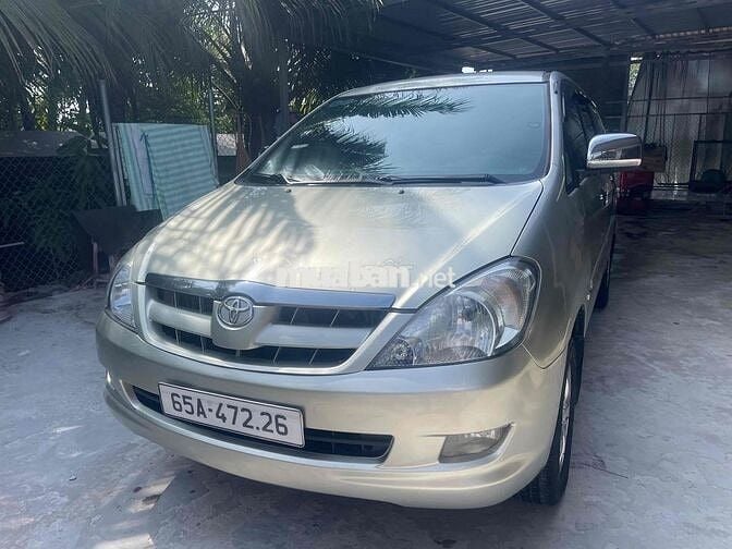 Toyota Innova 2006G