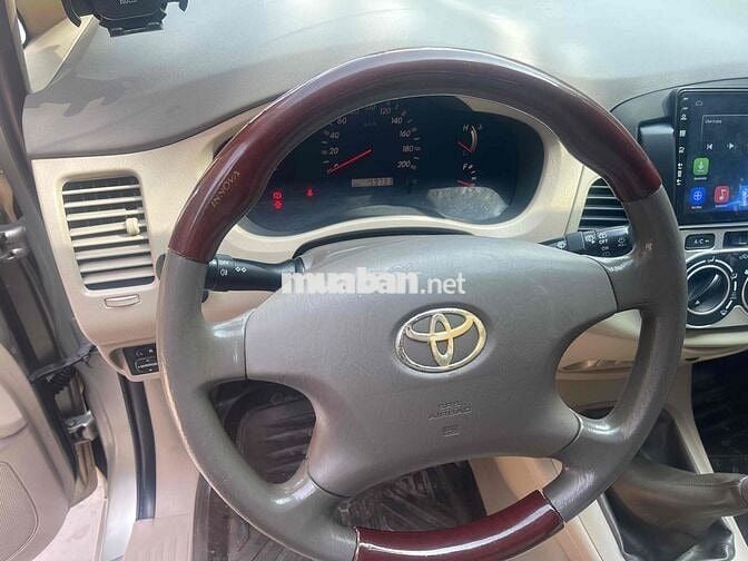 Toyota Innova 2006G