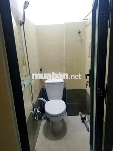 Cho thuê nhà 9pn, 8wc gần vòng xoay lê đại hành