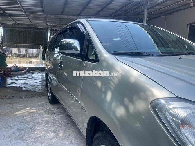 Toyota Innova 2006G