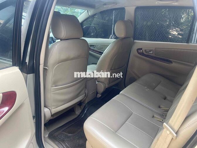 Toyota Innova 2006G