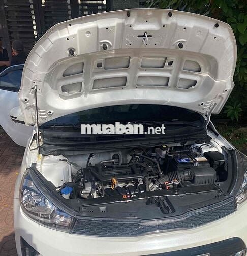 Kia Soluto 2020 1.4 AT Deluxe - 100000 km