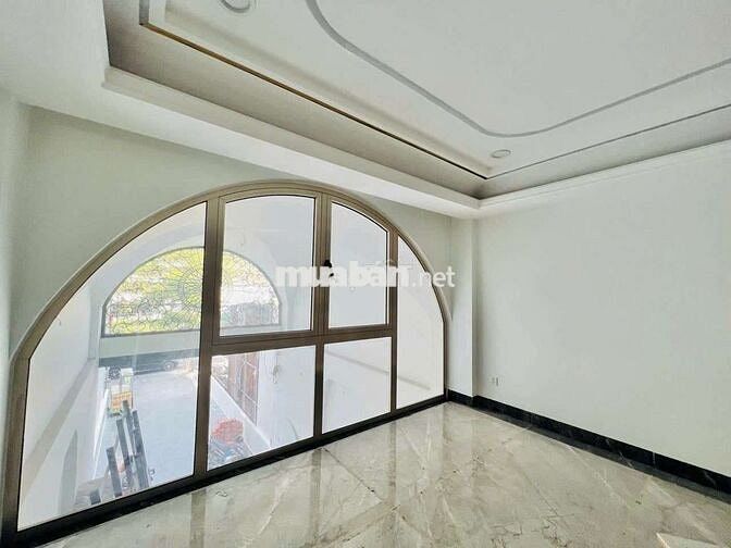 MT BỜ BAO-SƠN KỲ DT 4.2*28M HẦM- LỬNG- 6 LẦU 6PN6WC THANG MÁY