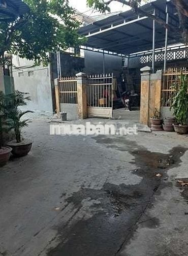 Bán nhà 3 mặt kiệt ô tô trần hưng đạo cách phố cổ 700m