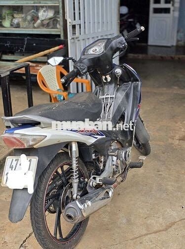 SUZUKI AXELO 125CC côn tay