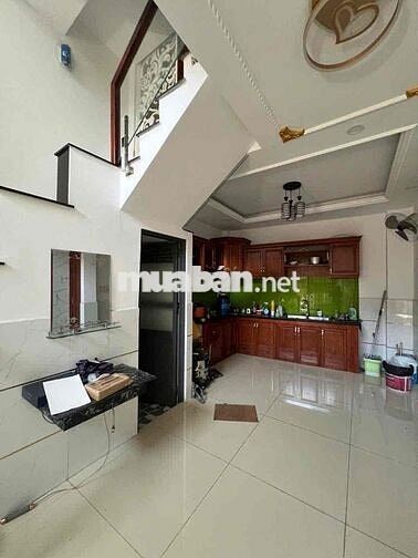 Nhà Mới 4 Tầng - 4pn - Có Máy Lạnh - Nhận Nhà Ngay - 12tr.