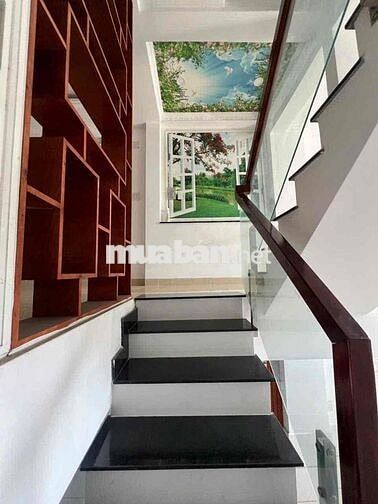 Nhà Mới 4 Tầng - 4pn - Có Máy Lạnh - Nhận Nhà Ngay - 12tr.