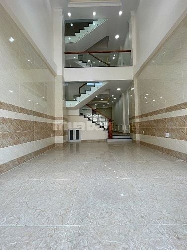 Nhà mới sát QL13 HXH Nội thất đầy đủ , 1T3L FULL NT