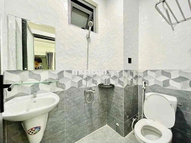 UNBOX PHÒNG XỊN - GIÁ TỐT  SÁT CẦU TÂN THUẬN AN NINH CAO - KHÔNG NGẬP