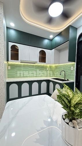 Nhà mới & đẹp - 3 tầng trung tâm Phú Nhuận