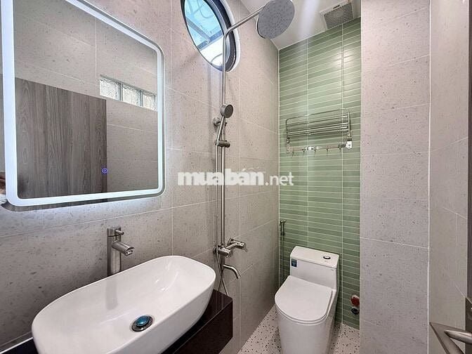 VỊ TRÍ XỊN – NHÀ ĐẸP – VÀO Ở NGAY – HUỲNH VĂN BÁNH