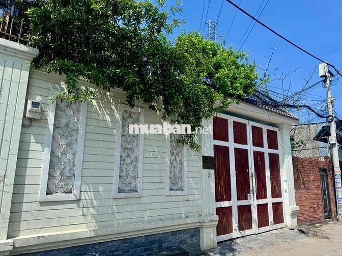 Cho Thuê Biệt Thự DT 9x16 1Trệt 1Lầu 3Pn 3Wc Sân Đậu Ôtô Ngã Tư Ga