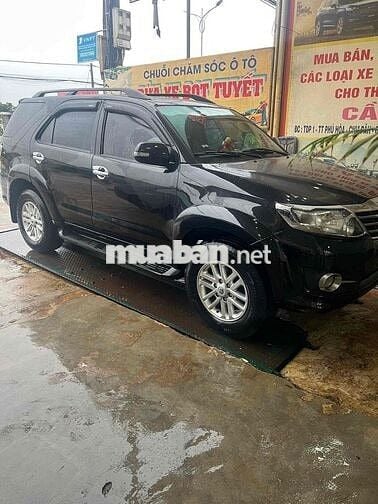 Toyota Fortuner 2012 - 999999 km