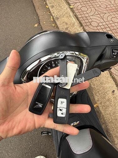 Honda SH Mode 2025 ABS Bạc 4000 km