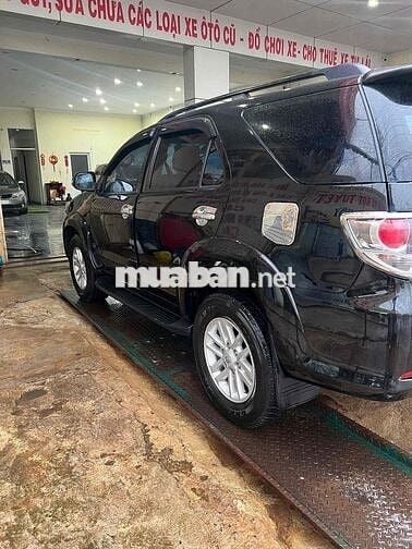 Toyota Fortuner 2012 - 999999 km