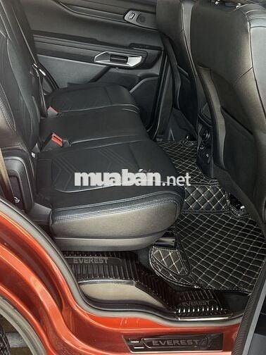 Everest Tita 4x2 cuối 2023 - 36k km Full ls hãng