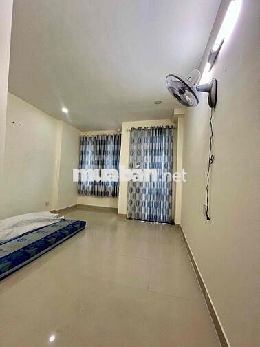 Nhà Mới Sạch Sẻ DT 120m2 1Trệt 1Lầu 2Pn 3Wc Sân Xe Máy Hẻm Xe Tải