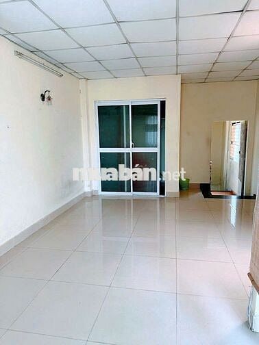 Chính chủ cho thuê nhà mới  DT:4,x17 giá 13tr/thg lầu ,HBC,TĐ