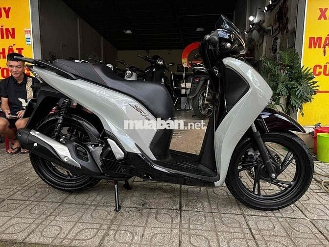 Honda SH 2018 Xám xi măng