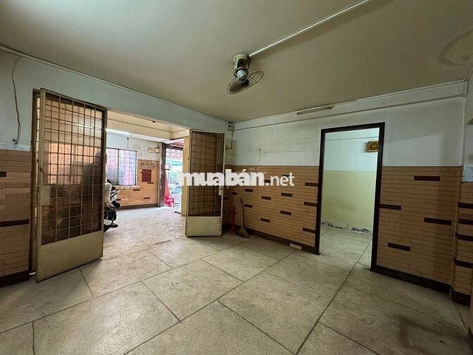 CHO THUÊ NHÀ NGUYÊN CĂN – 728 TRẦN HƯNG ĐẠO, P.2, Q.5