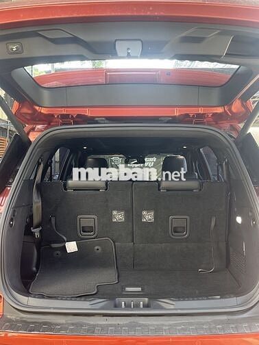 Everest Tita 4x2 cuối 2023 - 36k km Full ls hãng