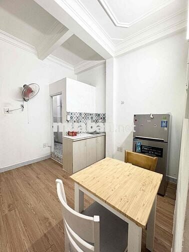 CHDV 2pn 1pk full nội thất, ban công-cửa sổ, ko chung chủ, DT:60m2.