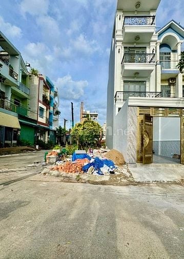 Nhà mới đẹp 5pn khép kín, 6wc, hẻm xe hơi tránh, hoàn công