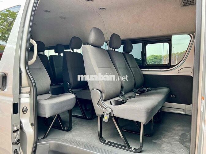 Toyota Hiace 2018 – 131 ngàn km - Giá còn giảm