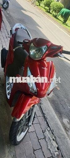 Honda Vision 2016 màu Đỏ