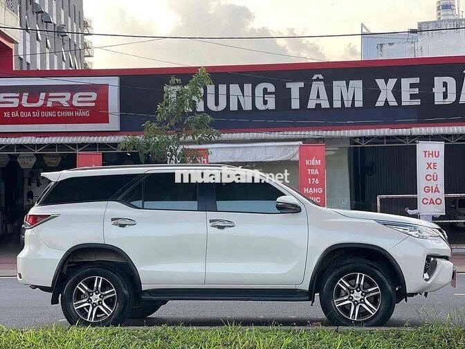 Fortuner 2.7V 4x2 - 90.295km - 740tr còn giảm