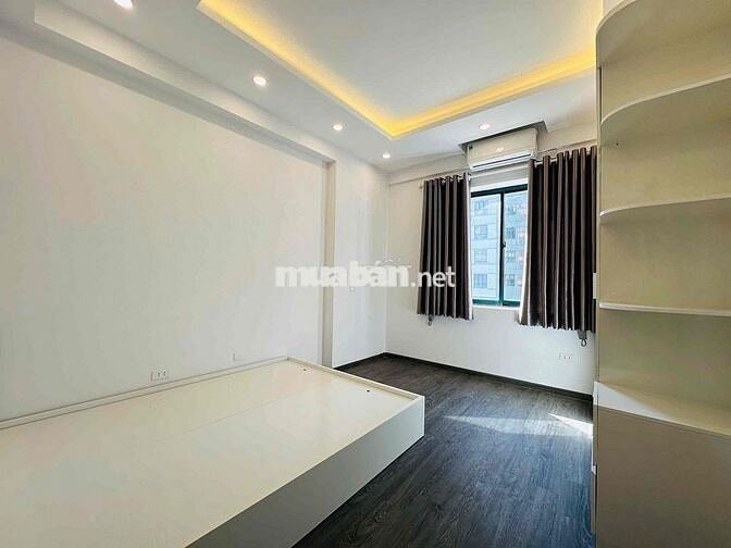 chủ nhờ bán căn hộ 3 ngủ lô góc Cổ Nhuế, đủ đồ sẵn sổ đỏ đẹp