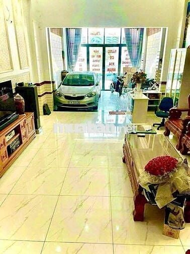 CẦN BÁN NHÀ MT KINH DOANH LÊ THỊ TRUNG