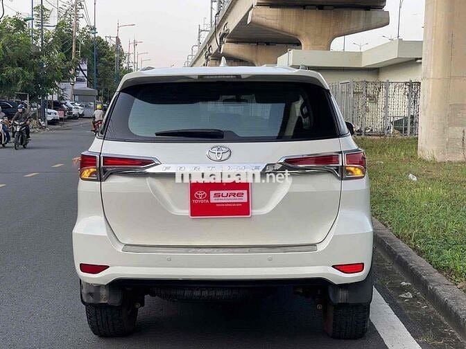 Fortuner 2.7V 4x2 - 90.295km - 740tr còn giảm