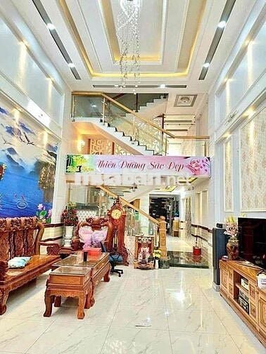 CẦN BÁN NHÀ MT KINH DOANH LÊ THỊ TRUNG