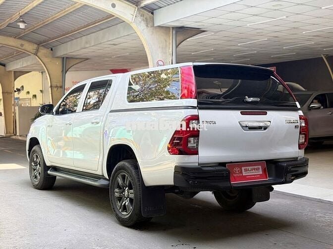 Toyota Hilux E 2024 43.759 km(CÒN GIẢM)