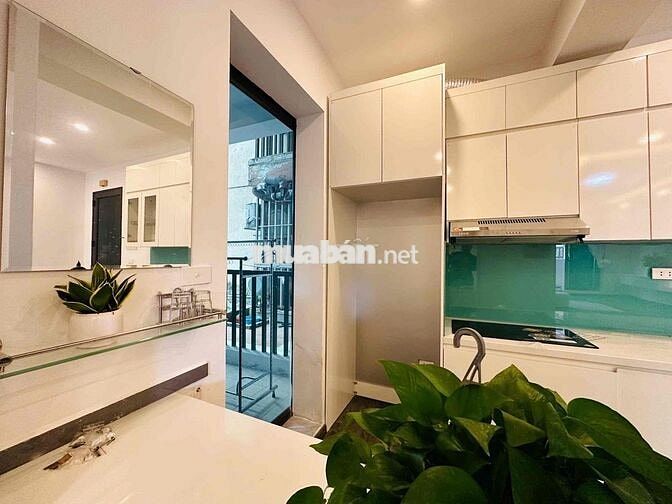 chủ nhờ bán căn hộ 3 ngủ lô góc Cổ Nhuế, đủ đồ sẵn sổ đỏ đẹp