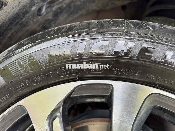 COROLLA CROSS HEV 2021 - 1 chủ - 740tr còn bớt