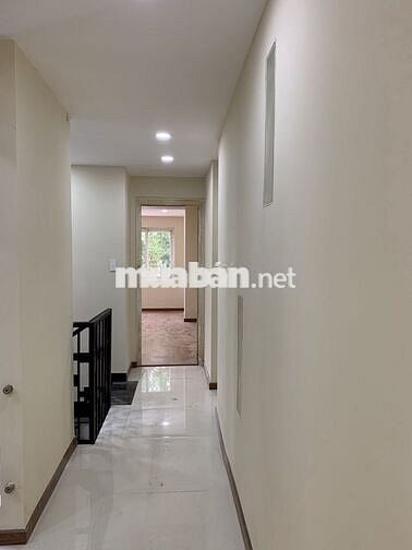 Cho thuê căn hộ mặt tiền Tôn Thất Thuyết Q4 1 trệt 2 lầu 160m2